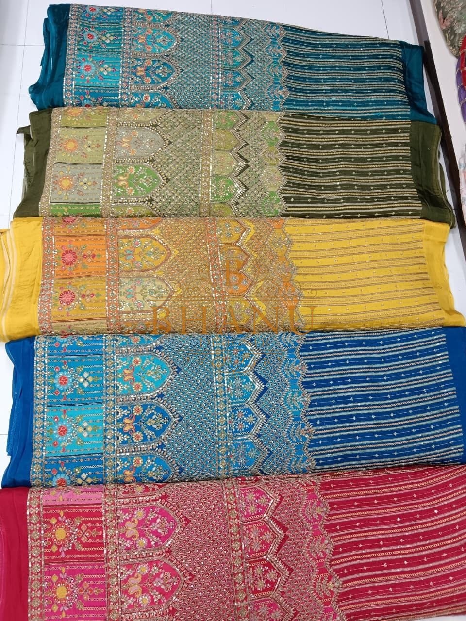 Arch print, several colourways - fabric by the metre