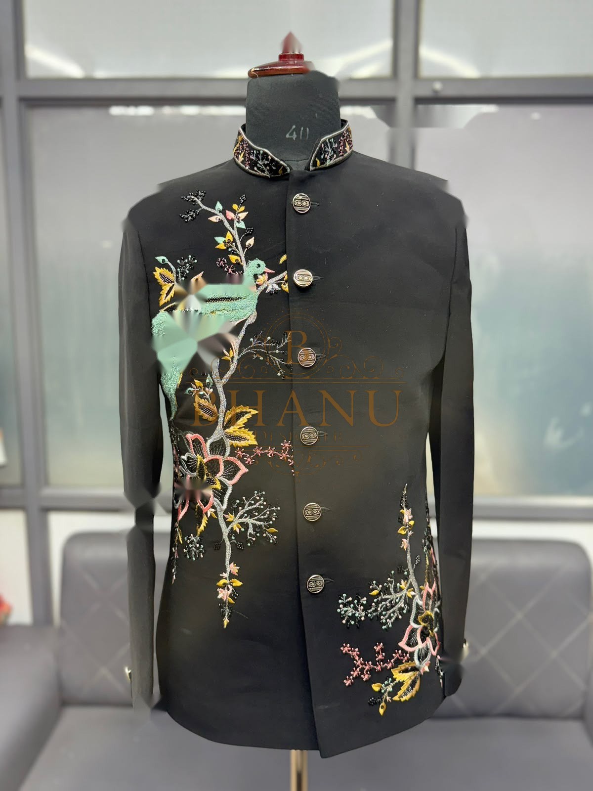 Design 813, a jodhpuri made to order by Bhanu Designer