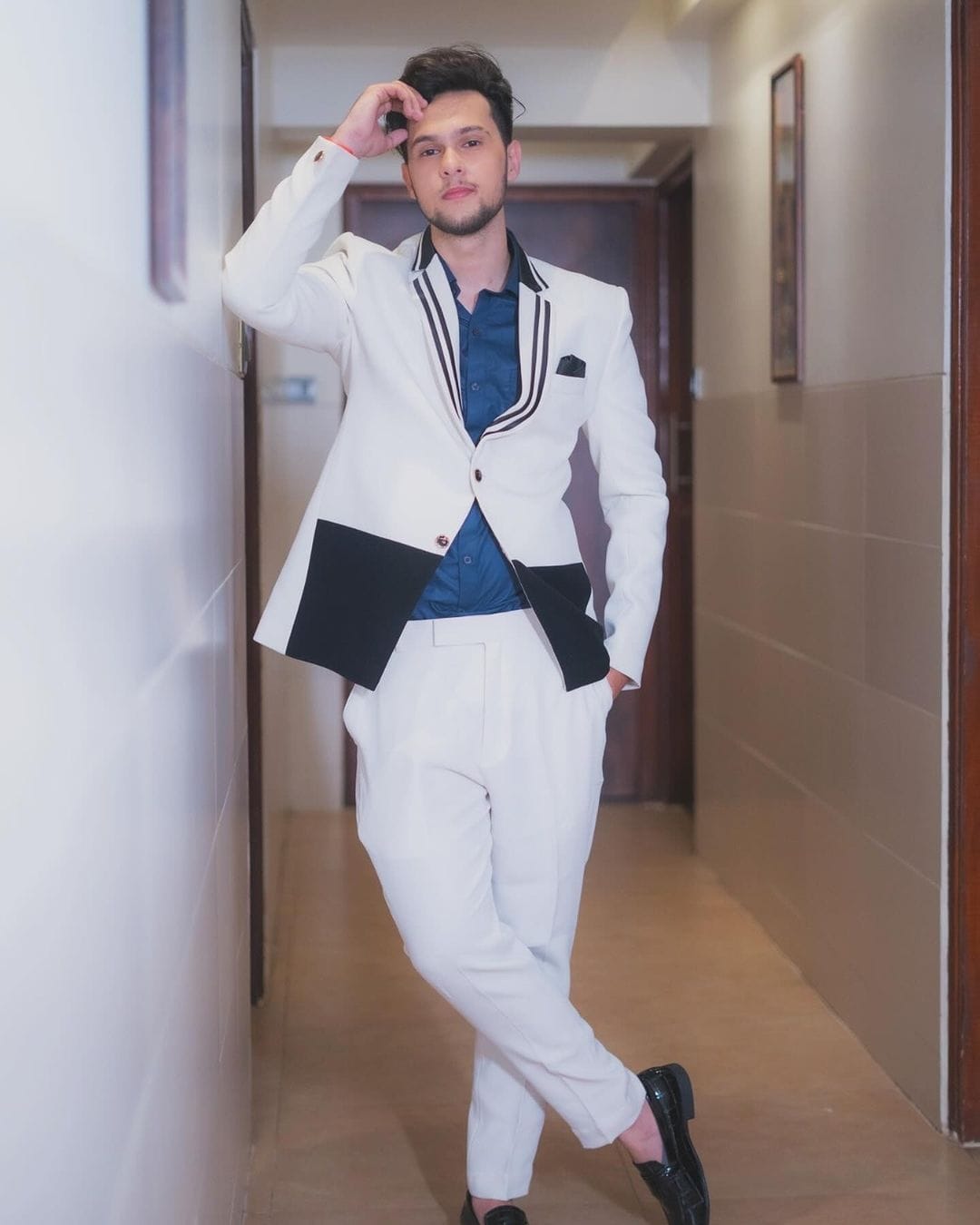 Ivory Tuxedo with Black Contrast