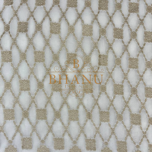 Ivory with gold lattice, close repeat - fabric by the metre