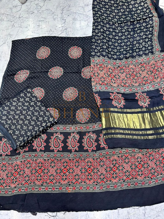 Navy block print, cut set - fabric by the metre