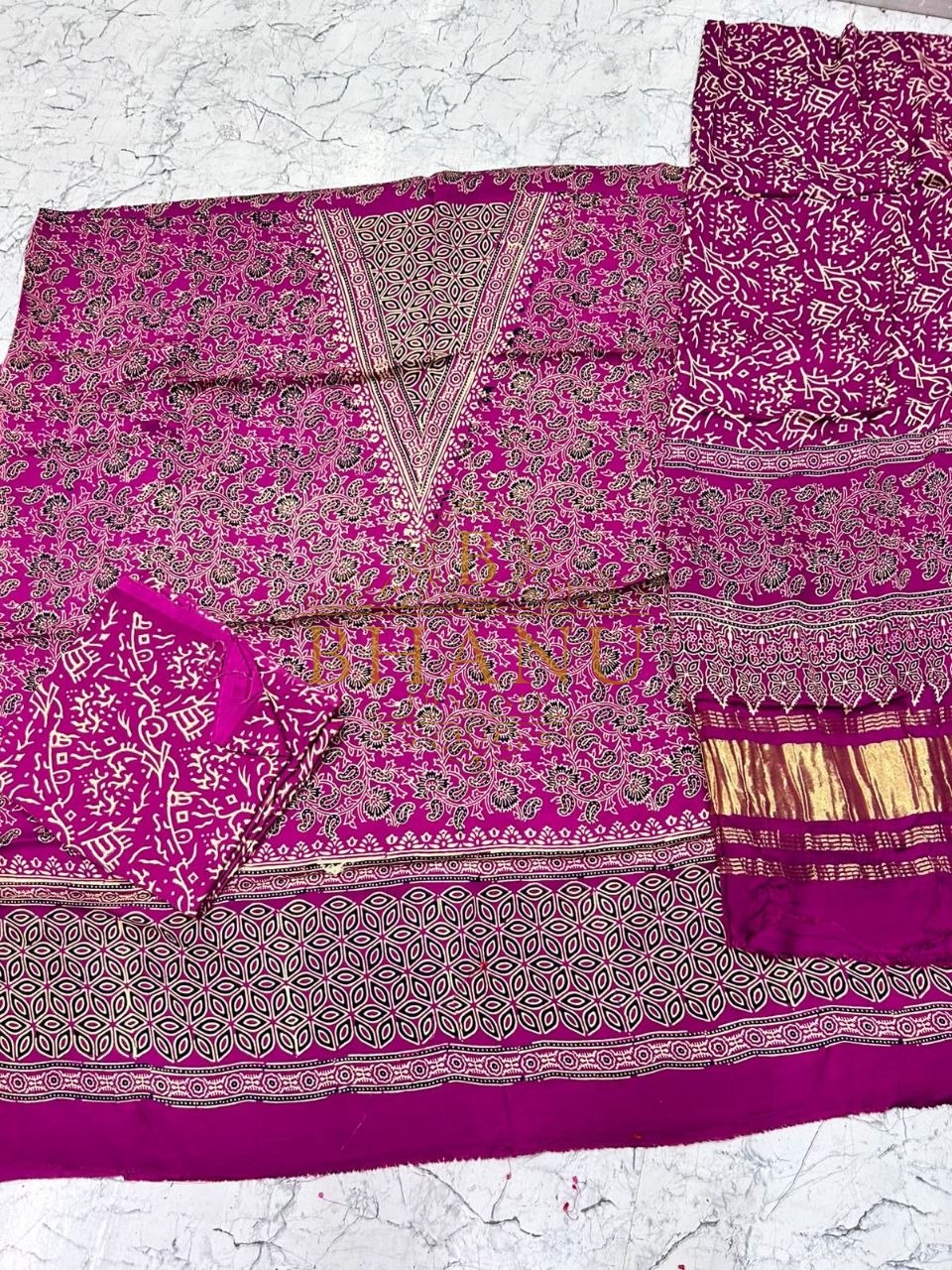 Magenta block print, cut set - fabric by the metre