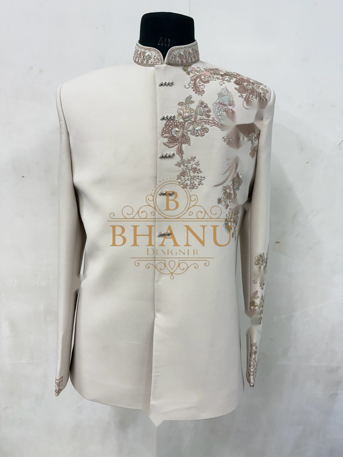 Design 751, a jodhpuri made to order by Bhanu Designer