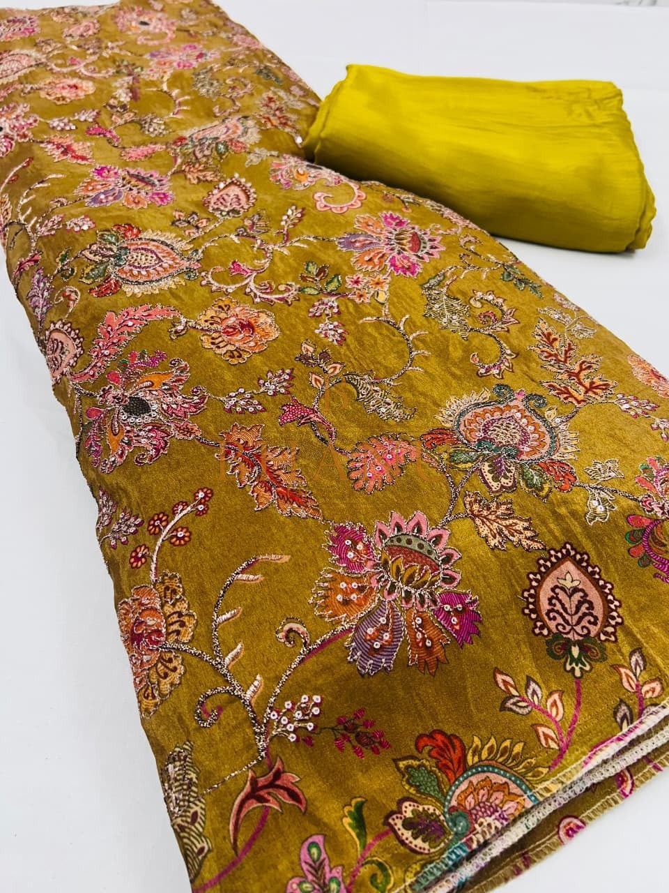 Design 832